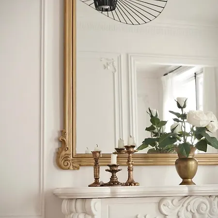 Splendid Artist 2p Apartment