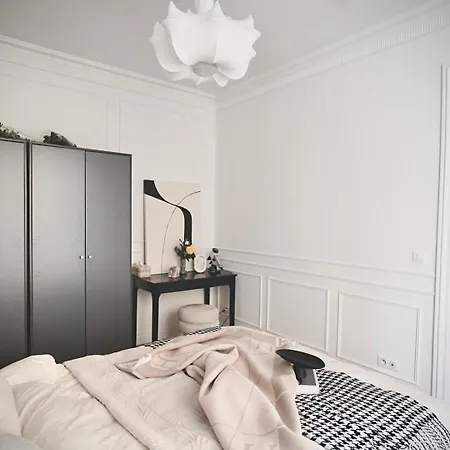 Apartment Splendid Artist 2p Paris