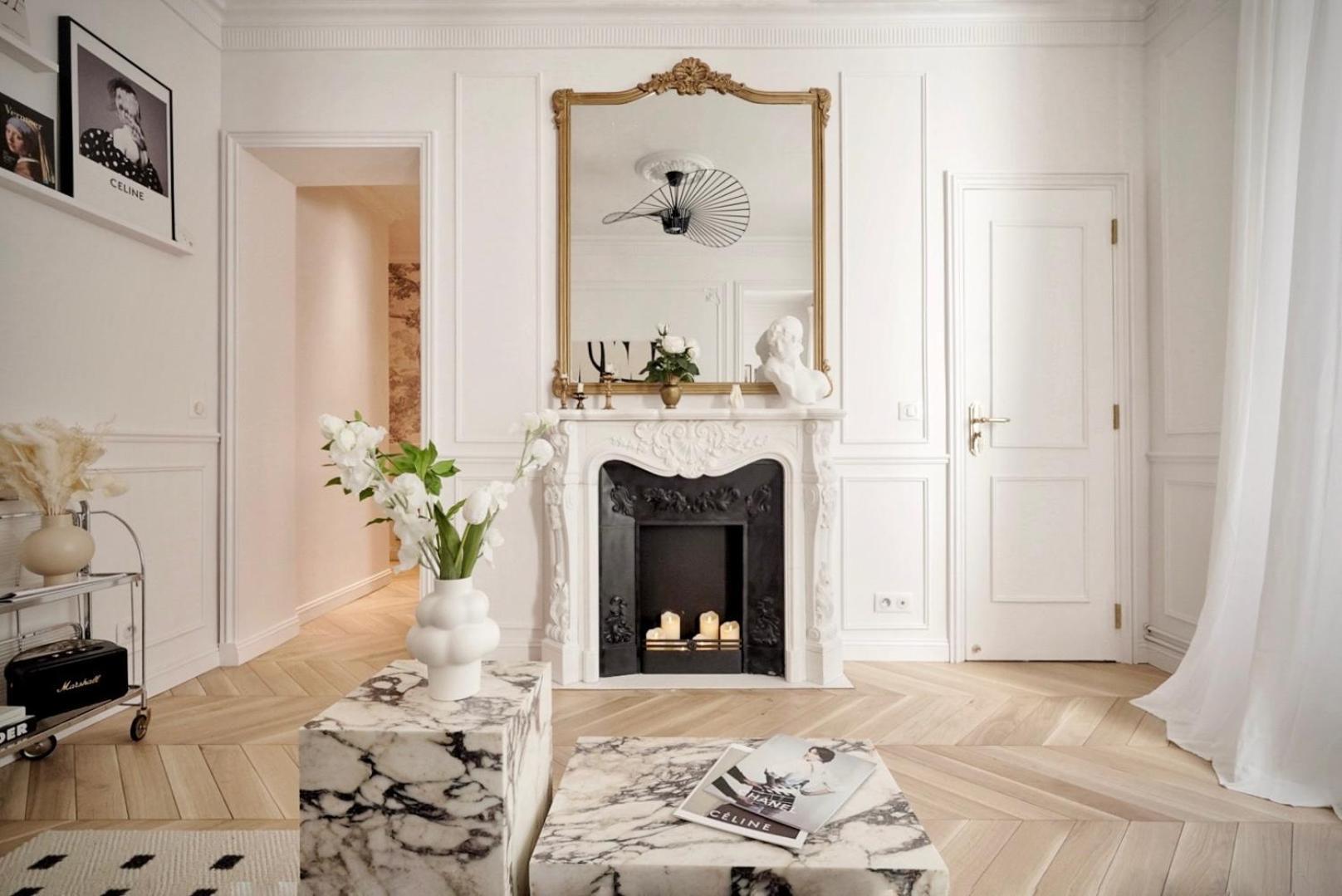 Splendid Artist 2p Apartment